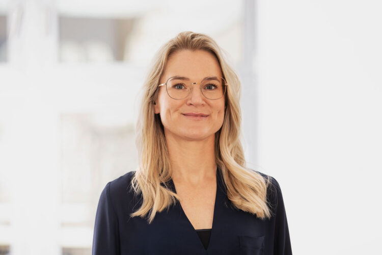 Portrait von Tanja Reiss, HypZert GmbH